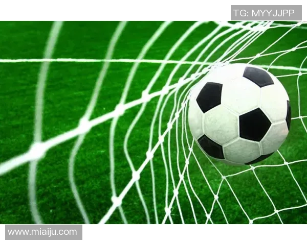 燃情绿茵场的火焰传奇足球明星的激情与荣耀之路